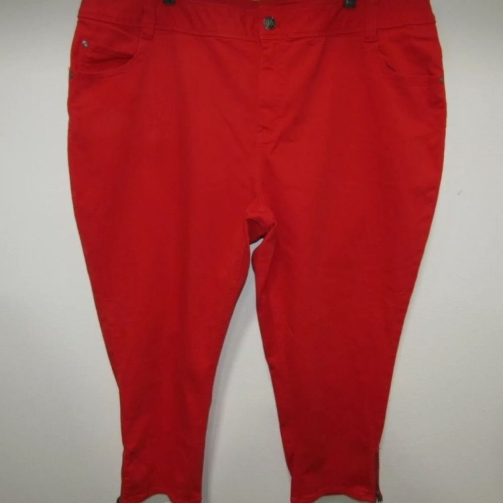 Lane Bryant Red Capri Cropped Pants